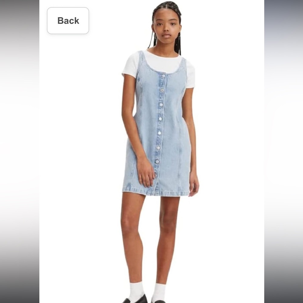 NWOT LEVI’S denim button down dress